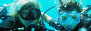 Formation de plongée sous marine adaptée aux enfants pour devenir un vrai plongeur